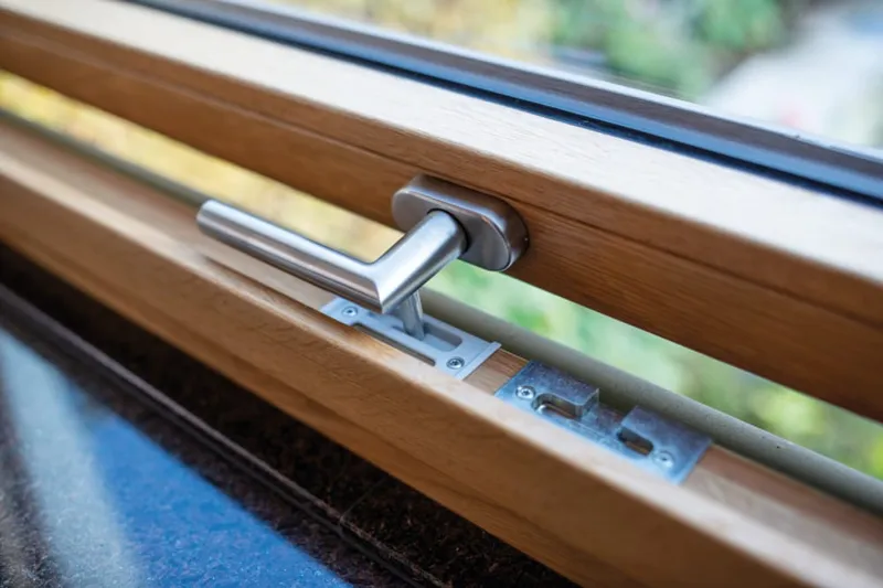 Sorpetaler-Schwingfenster-Holz-Alu-007