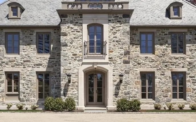 Sorpetaler front door external view