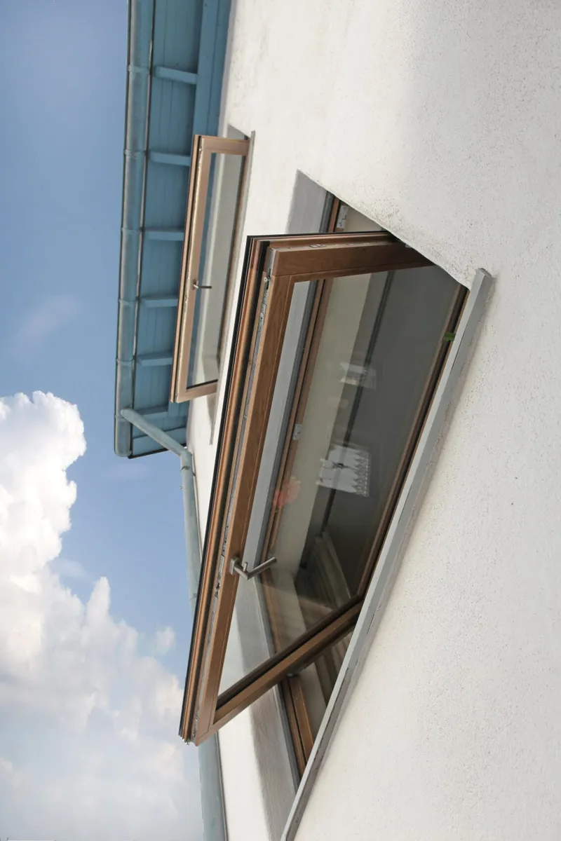 Sorpetaler-Schwingfenster-Holz-Alu-010